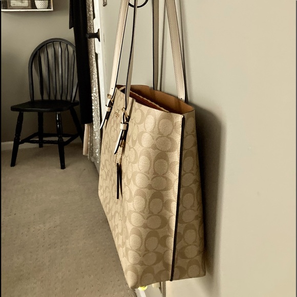 Coach Bag beige/chalk - Picture 1 of 3